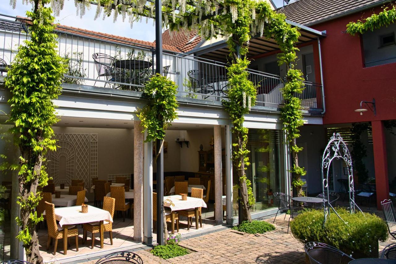 Arndt Hotel Garni Rust Exterior photo