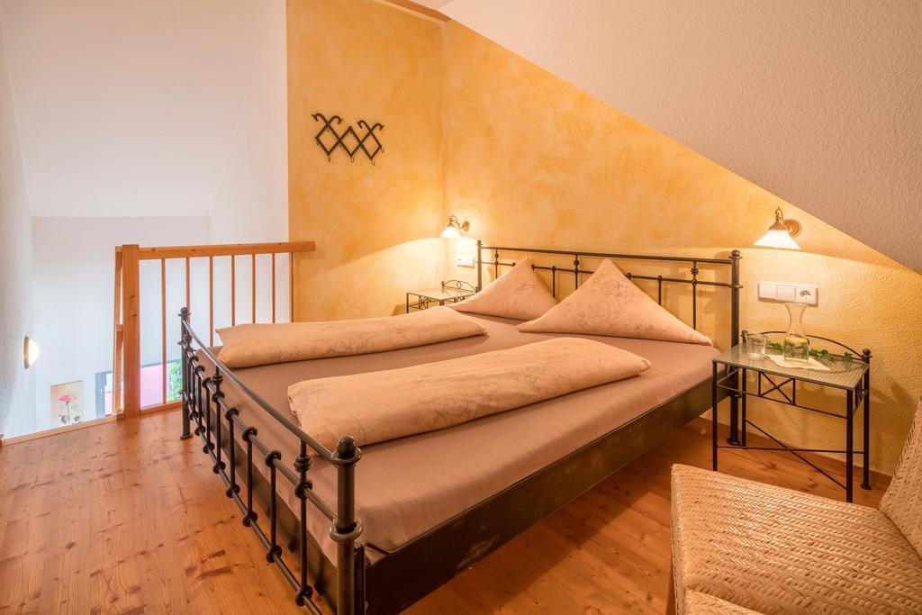 Arndt Hotel Garni Rust Exterior photo